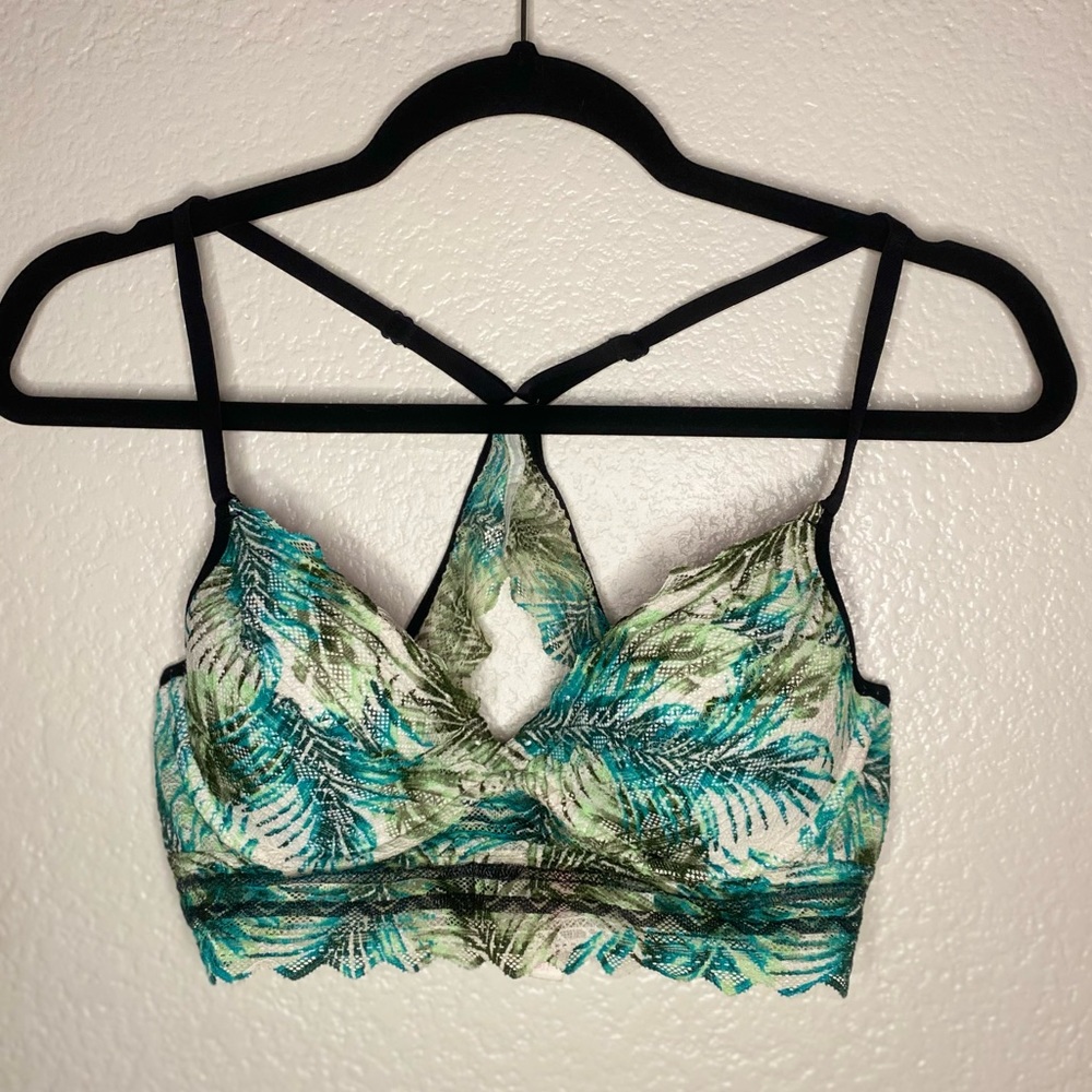 PINK by Victoria’s Secret Yoga Sport Bra Tropical Theme Size Small